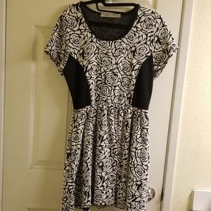 White Rose Printed Casual LIBERTY LOVE Dress